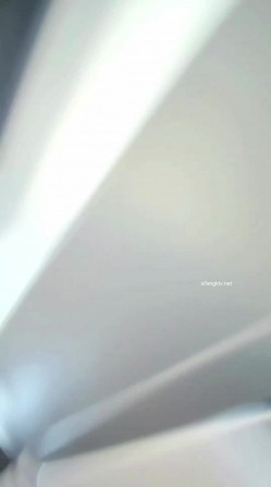 微胖广州X女神-pickkku-超大胆露出尝试,飞机上、艺术馆路人边上露奶 截图11