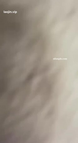 顶级大师，【狮子座】至尊版，超清纯妹妹，车震，粉鲍，露脸高颜值，大白天车内后入 截图4