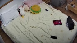 酒店偷拍精品 性欲很强的高颜值美女感情生活混乱，大哥操完男友操 截图1