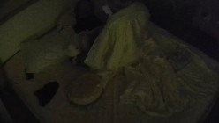 酒店偷拍精品 性欲很强的高颜值美女感情生活混乱，大哥操完男友操 截图5