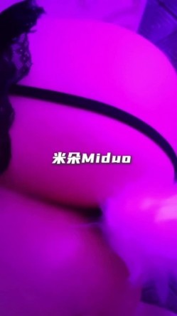 极品名媛外围女神『嫖妓达人』那些年出差操过的鸡 穿衣是高不可攀的女神，脱衣是淫荡下贱母狗 截图2