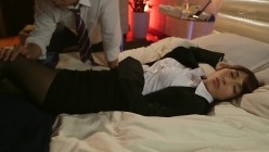 ADN-260 飲み会帰りに終電逃した女上司とラブホテルで一夜を明かした日…。 星野ナミ 截图3