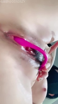 ️天然核弹爆乳女神！揉奶诱惑【炸土豆】完美颜值~淫液拉丝跳蛋自慰 截图11