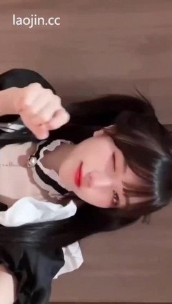 【抖音网红反差婊】，22分钟最全高清完整版，露脸3P口爆颜射，粉丝眼里的青春傻白甜 截图12