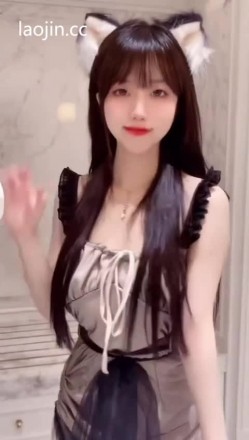 【抖音网红反差婊】，22分钟最全高清完整版，露脸3P口爆颜射，粉丝眼里的青春傻白甜 截图13