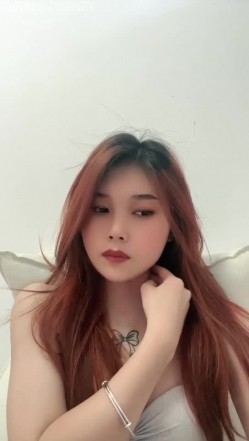 ️顶级绿播尤物【南柯】全裸骚舞~掰穴揉逼自慰 截图15