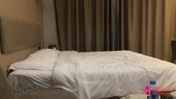 探花[卡尔] 网约在读大学的妹子因为iphone出新手机了出来勤工俭学一段时间换新手机妹子爱爱各种姿势都很配合 截图1