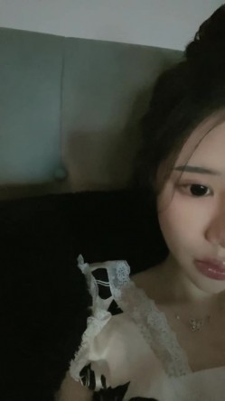 ️正宗大学生宿舍直播【困困兔】道具狂插流白浆，眼镜妹，室友睡着偷偷脱光，身材不错诱人 截图4
