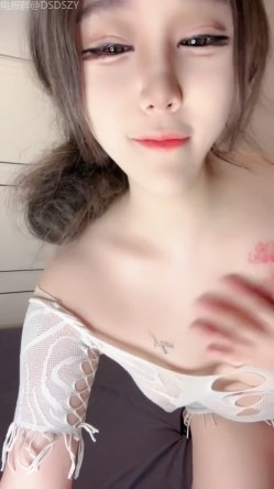 ️丝袜欲姐【安小然】丝袜小姨子勾引姐夫 口交骑乘啪啪 截图4