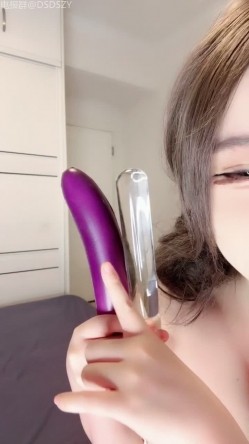 ️丝袜欲姐【安小然】丝袜小姨子勾引姐夫 口交骑乘啪啪 截图9