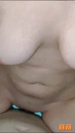推特极品反差网红御姐【香菇】不雅私拍~粉丝联谊群交会换妻群P各种淫乱 截图9