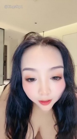 御姐【诗诗酱】高端御姐终于脱光光了 好美的胴体 性感骚货带闺蜜一起酒店双飞直播 轮流被干 截图10