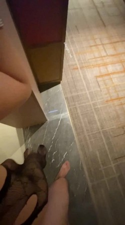 人生赢家，约炮大神【蒂奇！Long】玩肏调教，多位极品网红舞蹈生有露脸，全都乖乖的像条小母狗 截图7