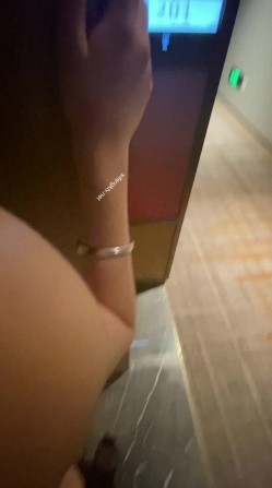 人生赢家，约炮大神【蒂奇！Long】玩肏调教，多位极品网红舞蹈生有露脸，全都乖乖的像条小母狗 截图8