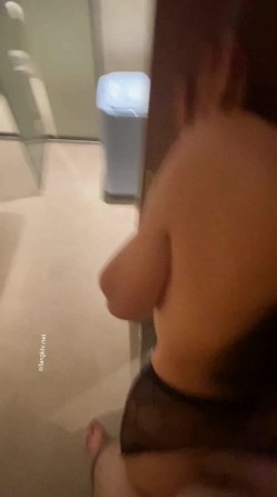 人生赢家，约炮大神【蒂奇！Long】玩肏调教，多位极品网红舞蹈生有露脸，全都乖乖的像条小母狗 截图10