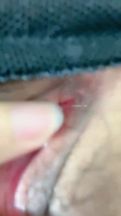 推荐！重庆某集团公司白领~【小兔丫丫】公司厕所发骚~！~ 截图11