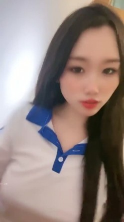 校花下海！超级漂亮~【大王王】脱衣骚舞！道具自慰！ 截图3