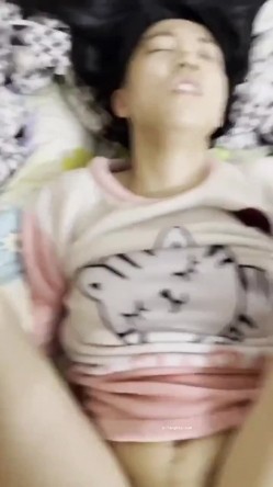 【吃鸡啪啪 ️全球竞技】众美女口技 ️渴望鸡巴的大眼睛 认真吃鸡的小姐姐最迷人 裹爽再操 完美露脸 高清720P版 截图15
