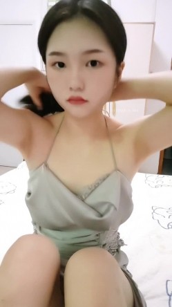 校花下海！超级清纯超漂亮~【大一学生】，楚楚可怜的小眼神，瞬时勾起一众大哥的保护欲 截图6