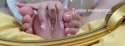 正宗极品无毛馒头逼，反差婊俏皮小狗【meibenmei】推特福利，这顶级鲍鱼看了就上头 截图16