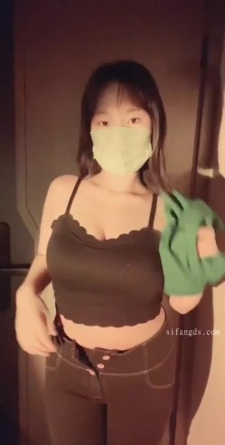 最新快手泄密！大奶少妇【婷宝】定制福利，露脸抖奶自慰骚货身材嘎嘎好 截图7
