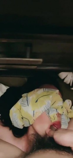 推特极品绿帽反差骚妻【家有美妻初长成】订阅，非常抚媚，骚入骨髓，经常约单男来肏 截图13