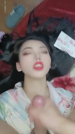 【超推荐调教女神】身材纤细极品母狗【琳儿】调教性爱群流出 截图15