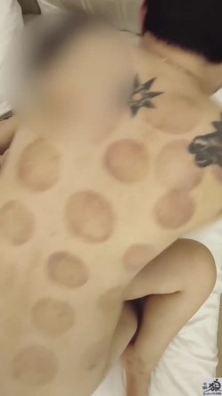 台湾老牌约炮大神，花臂胡子大叔「AkA.巴西混血金钢狼」金刚狼，专约各种BBW骚少妇，玩弄巨乳奶波乱飞 截图4