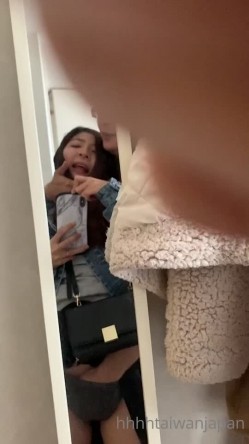 《极品反差淫妻泄密》露脸才是王道！推特温柔贤惠型娇妻mumi私拍第二季，表里不一大玩性爱，调教露出道具 截图3