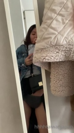 《极品反差淫妻泄密》露脸才是王道！推特温柔贤惠型娇妻mumi私拍第二季，表里不一大玩性爱，调教露出道具 截图5