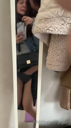 《极品反差淫妻泄密》露脸才是王道！推特温柔贤惠型娇妻mumi私拍第二季，表里不一大玩性爱，调教露出道具 截图8