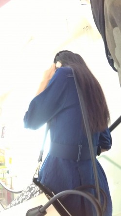 北京地铁商圈CD系列2，掀裙被小姐姐发现差点被打手，大神不怕还继续拍 截图5