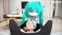 初音未来唤醒服务 足交玩弄口爆吞精 深插妹妹蜜穴内射-明纱•悠子 截图8