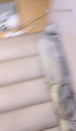 肤白貌美小姐姐『周于希希希』和主播约拍 骚话连篇娇喘不止 无套啪啪口爆吞精 截图14