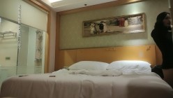 一屌探花_高颜值黑衣甜妹，肤白貌美温柔，近景后入侧入多姿势暴力抽插呻吟娇喘 截图16