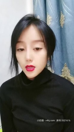 国产小宝贝全程露脸火辣身材颜值女神，性感的脱衣艳舞甩奶电臀很是诱惑，自己揉捏骚奶子骚穴特写展示呻吟可射 截图1