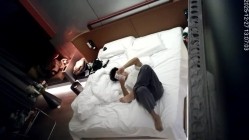 天眼酒店偷拍 颜值美女被喜欢舔逼的渣男拿下 截图7