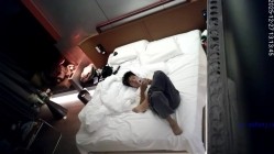天眼酒店偷拍 颜值美女被喜欢舔逼的渣男拿下 截图8