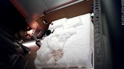 天眼酒店偷拍 颜值美女被喜欢舔逼的渣男拿下 截图16