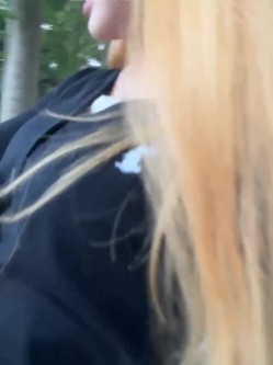 ️颜值主播【yuki_june】新人超高颜值黄发大眼睛美女、完美身材、户外商场真实漏出喷水 截图11