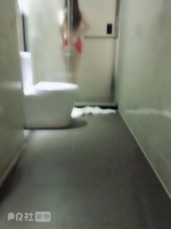 网红人气少女隔壁小姐姐VIP超大尺度私拍之15k粉丝福利 原版超清合集 截图1