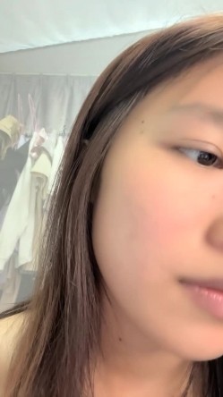 邻家女神的淫荡一面你【桃子鱼】清纯害羞被男友连操了好几天无套内射尽情蹂躏不断的高潮中 截图3