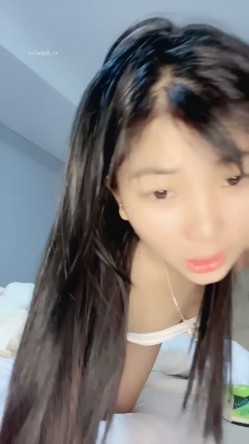 萝莉精致学妹【可爱罪名】携闺蜜超强尺度道具自慰喷水 截图5