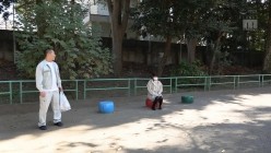 MIDE-911 ワケあり家出少女を自宅に連れ込み拘束レ×プ 朝から晩まで濃厚オヤジに乳ねぶり監禁調教された数日間 水卜さくら 截图1