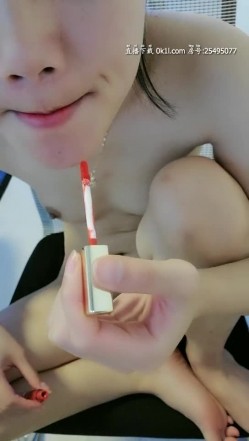 办公室制服小姐姐勾搭外卖小哥激烈啪啪寻刺激 多姿势抽插爆操 裹射口爆 最后还被猥琐男同事骚扰猥亵 截图6