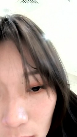 户外露出达人【御姐爱深喉】丝袜裸空从商场到图书馆再到超市裸空太牛逼了强烈推荐！ 截图16