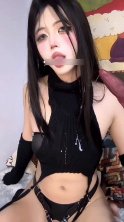 假期强档 Ts小C 国产极品人气TS，专注于线下作品不多，又骚又浪，胸部是吃药自然生长的 截图4