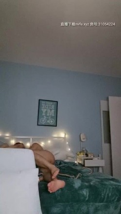 极品模特身材【瑜伽妹妹】高颜值网红脸，修长诱人的胴体，有了男友鸡巴观音坐莲疯狂扭摆抽插真淫荡 截图6