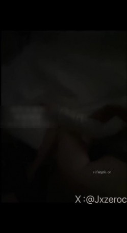 ️高质约炮大神【Jx】最新付费福利，各式极品蜜桃臀美女 截图15