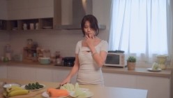 《涩点点》E奶蝶周宁 寂寞俏人妻禁断之爱最刺激 截图6